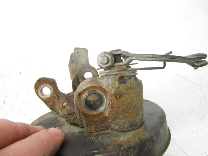 94 Honda TRX 90 Left Steering Knuckle Spindle 51220-HC3-000 1993